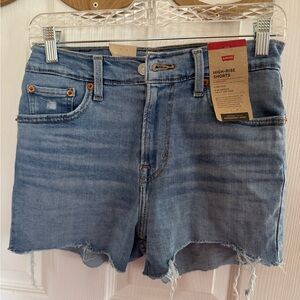 NWT Levi's Women's High-Rise Blue Denim Shorts
